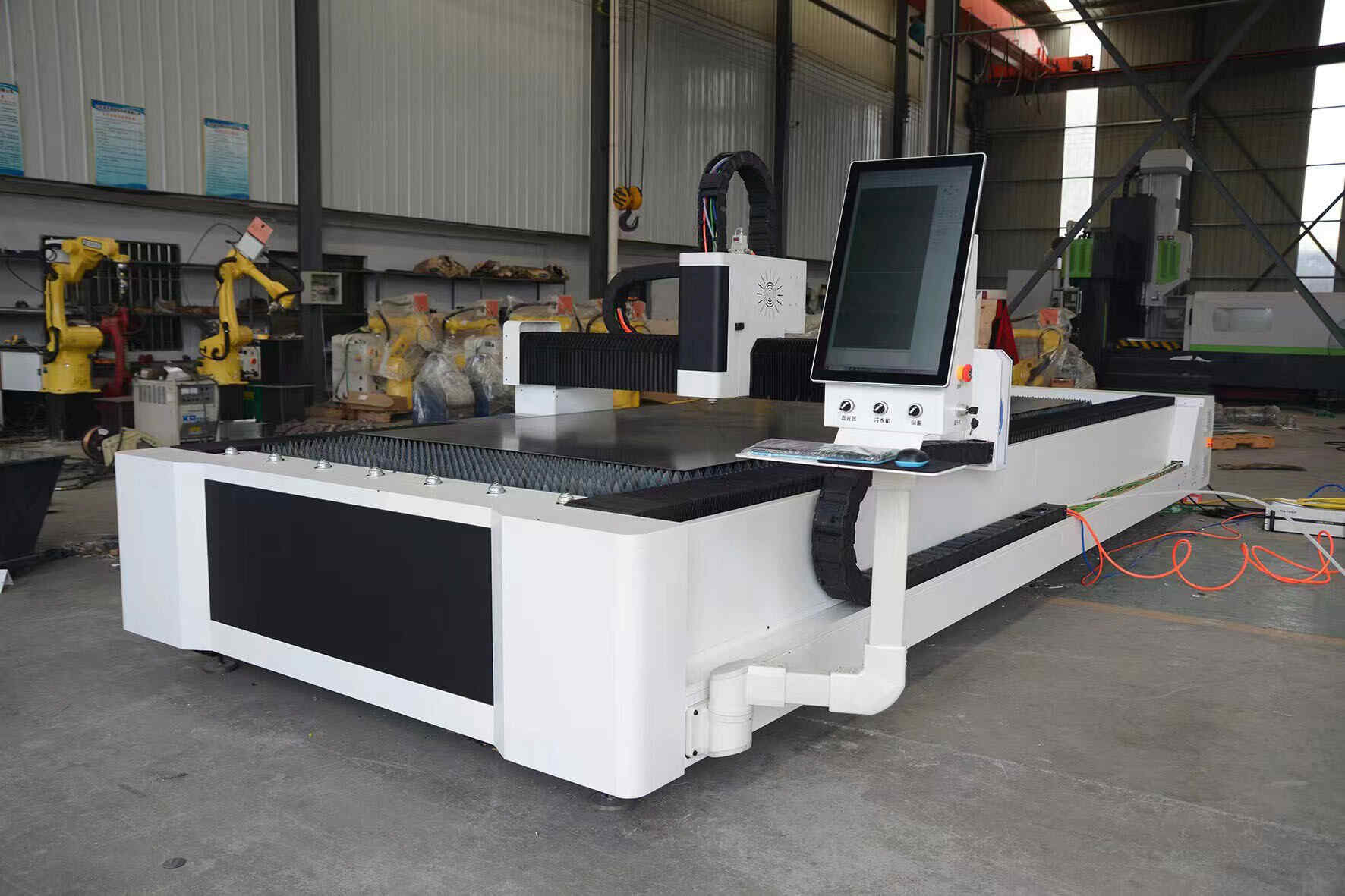 Máy cắt Laser Fiber 3015 cho kim loại